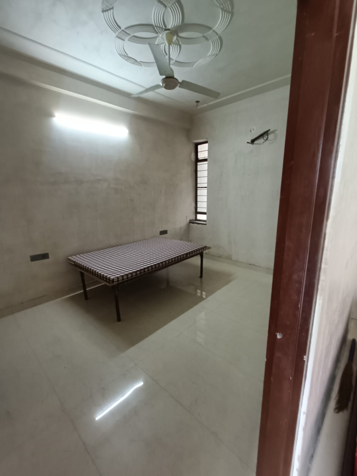 2bhk on main tonk road--Jaipur